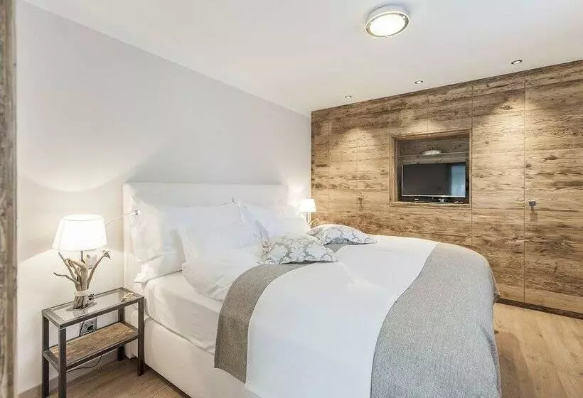 Hotelli Ino Petit Chalet