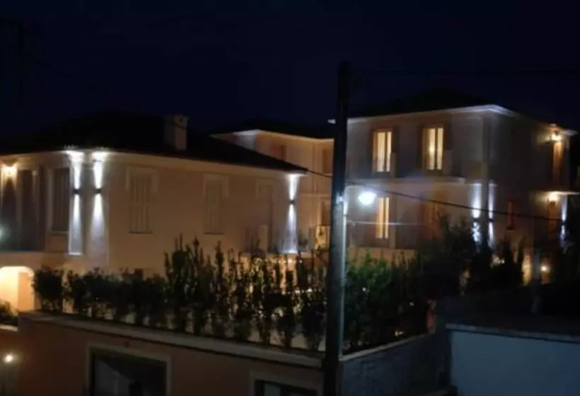 ホテル Korina Gallery