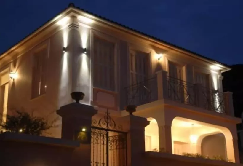 ホテル Korina Gallery