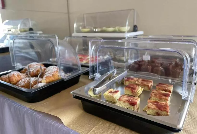 ホテル Porto Del Sol