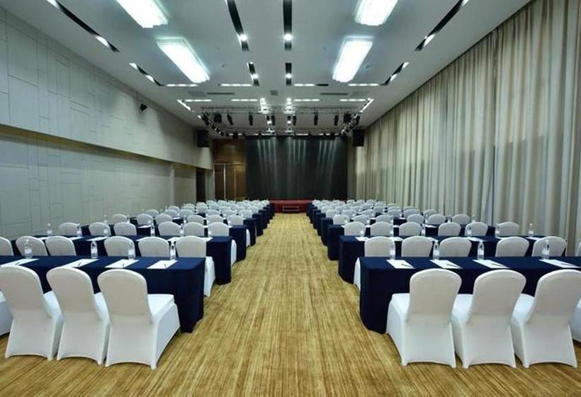 Otel Ramada Wuhan Jianghan