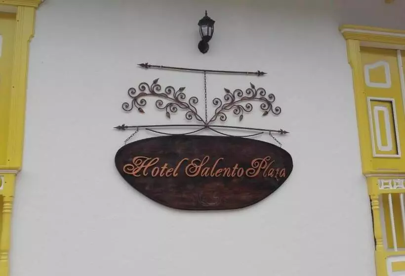 ホテル Salento Plaza