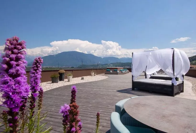 The Lodge Sporthotel   Golfclub Eppan