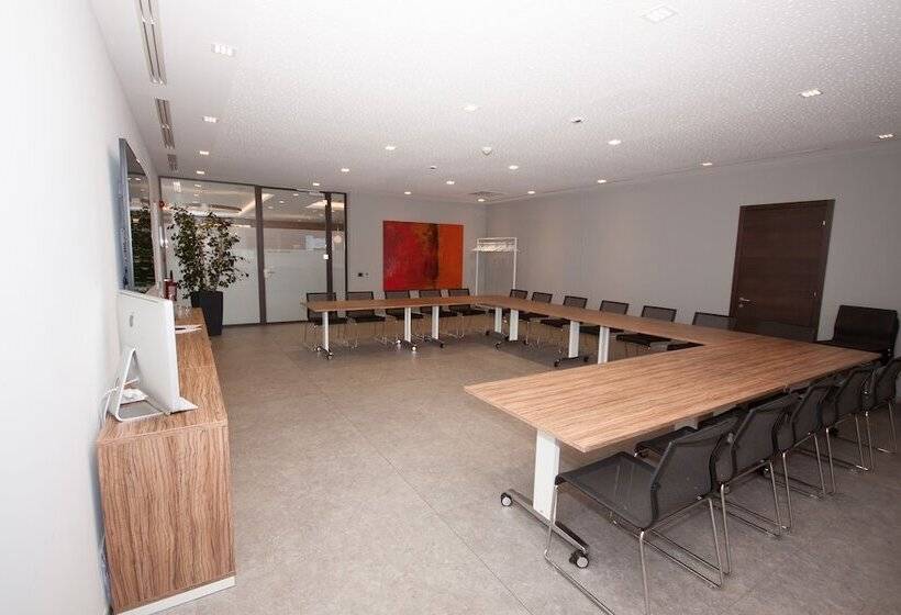 The Lodge Sporthotel   Golfclub Eppan