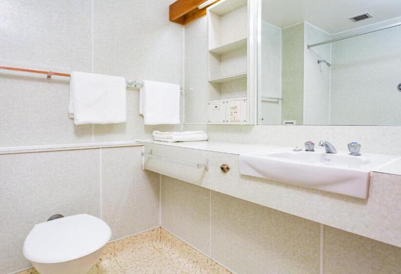 فندق The Redwood