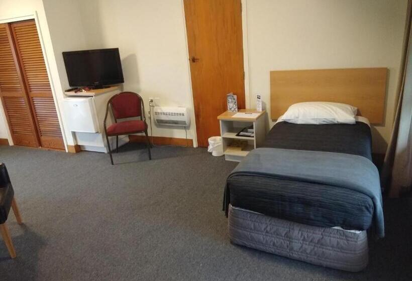 فندق The Redwood