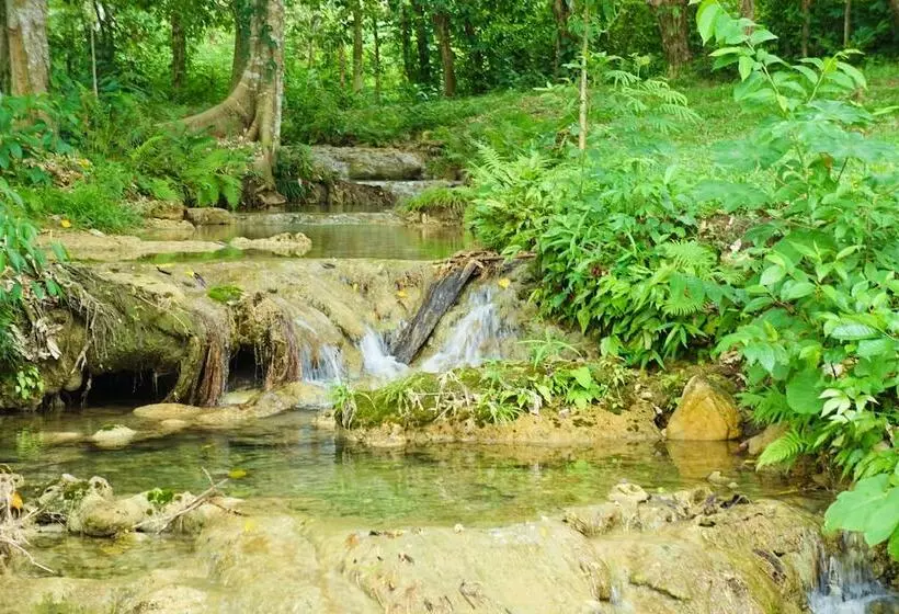 هتل Winika Habitat