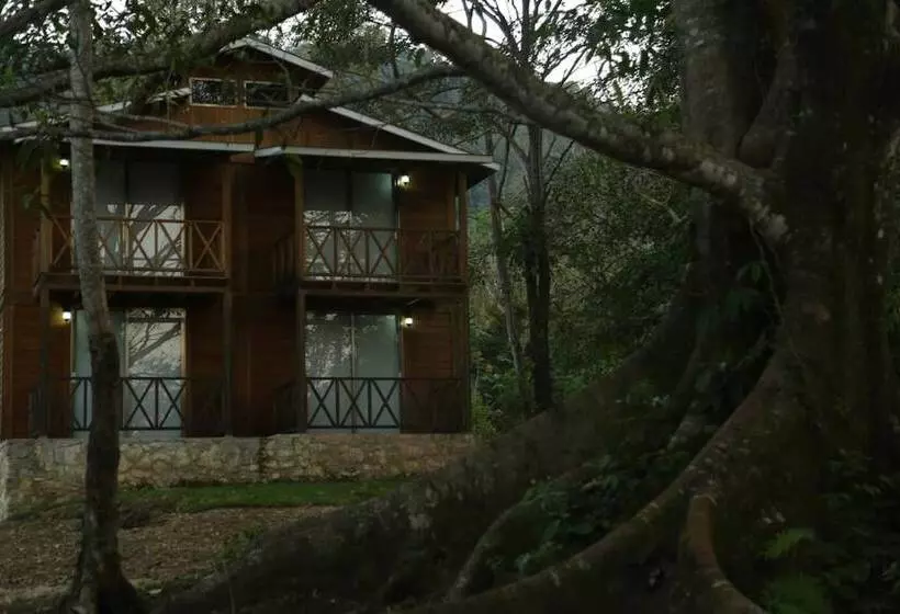 هتل Winika Habitat