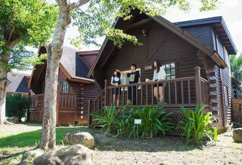 Kentington Resort