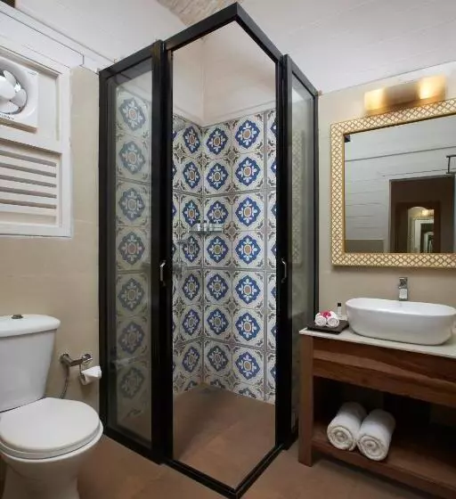Larisa Beach Resort