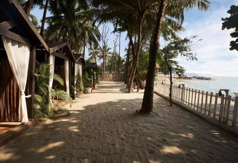 Larisa Beach Resort