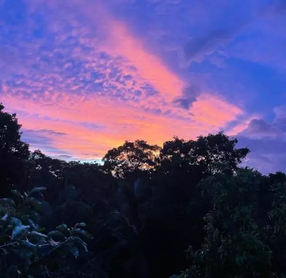 ベッドアンドブレックファースト Dinuri Villa