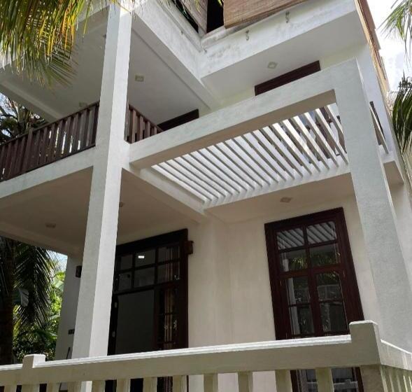 Bed and Breakfast Dinuri Villa