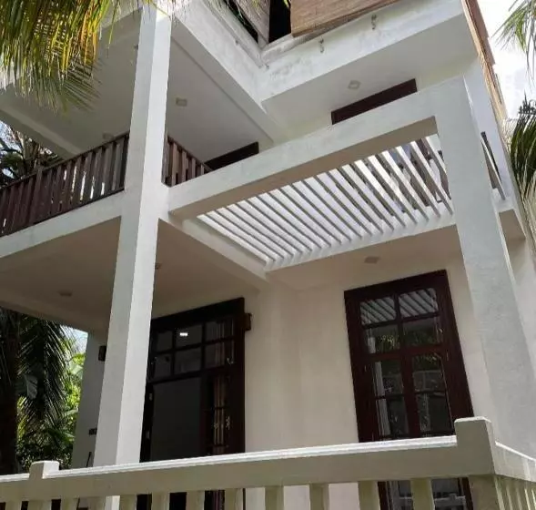 ベッドアンドブレックファースト Dinuri Villa