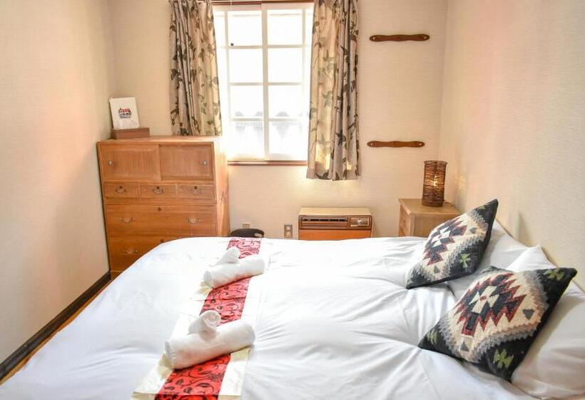 Bed and Breakfast Panketo Lodge & Yoga Studio