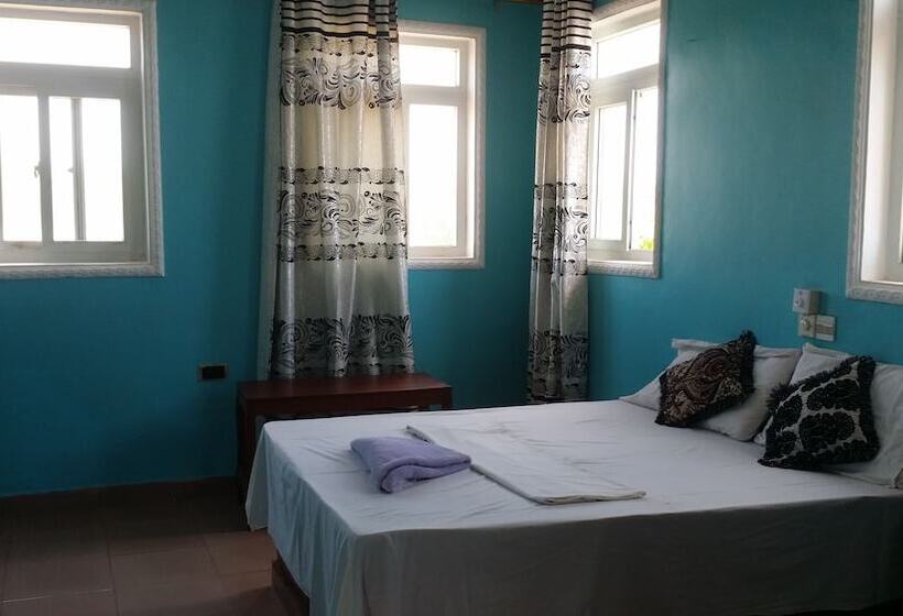 مبيت وإفطار Pwani Vanilla House & Restaurant