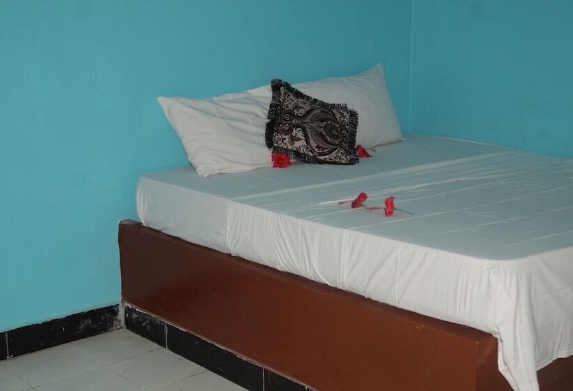 مبيت وإفطار Pwani Vanilla House & Restaurant