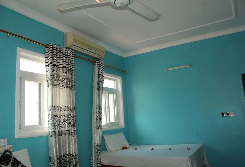 مبيت وإفطار Pwani Vanilla House & Restaurant