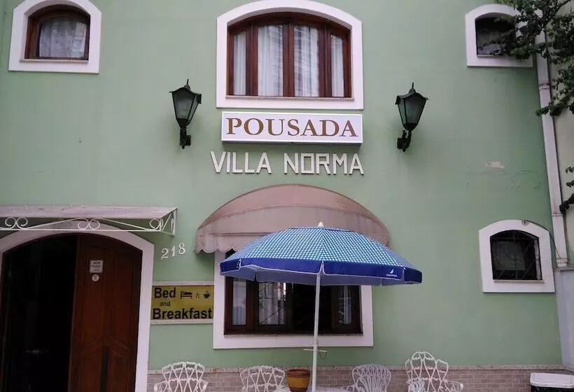 ベッドアンドブレックファースト Villa Norma Suites