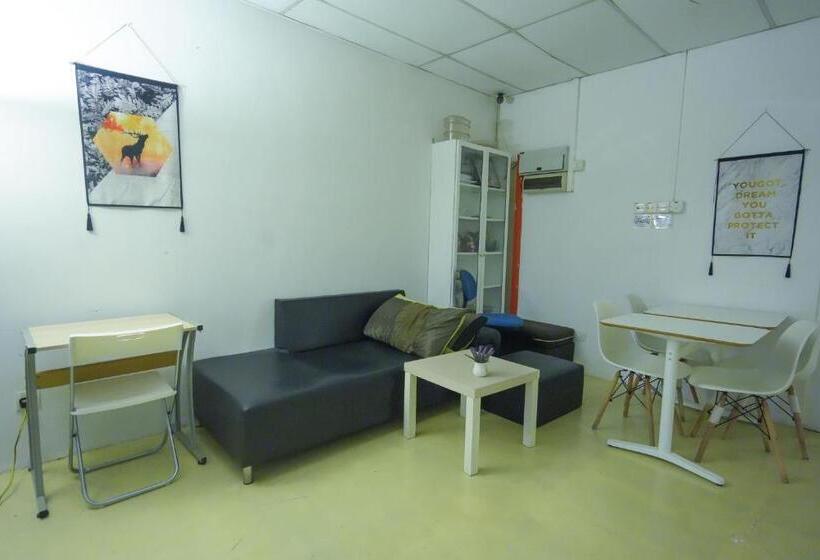 G Traveler Accommodation   Hostel