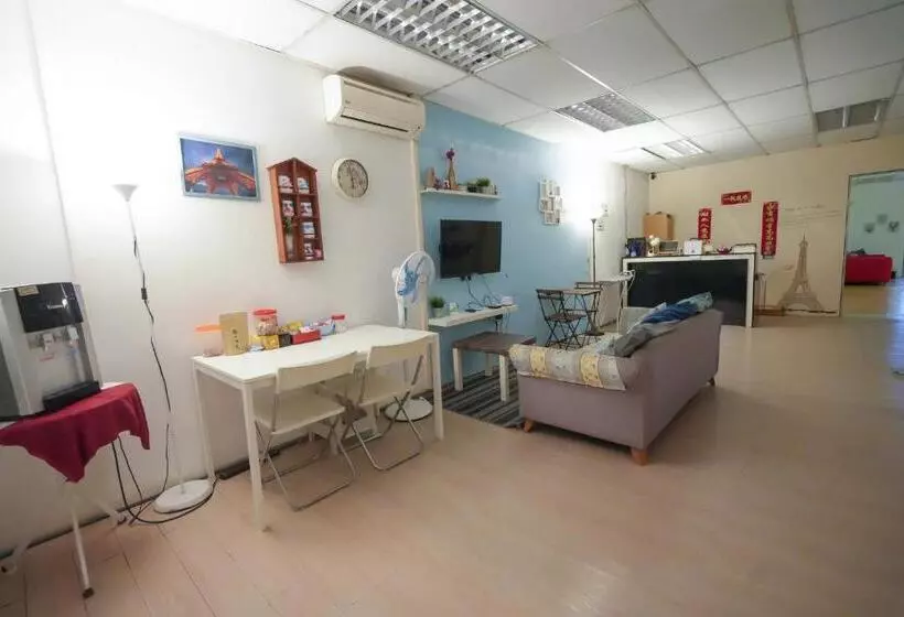 G Traveler Accommodation   Hostel