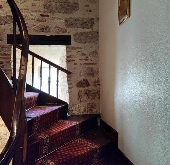 בית מלון כפרי Hôtel Jean Xxii