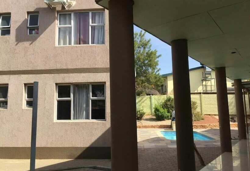 هتل Kamho Pension