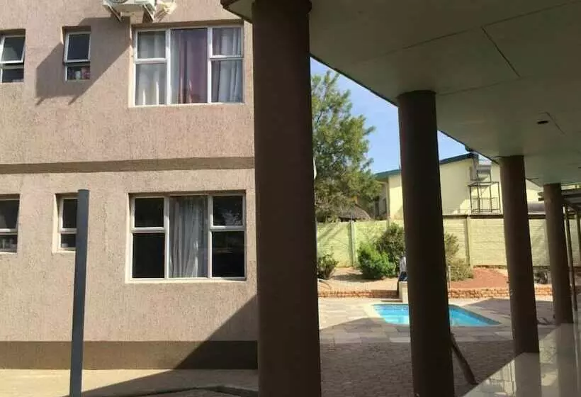 هتل Kamho Pension