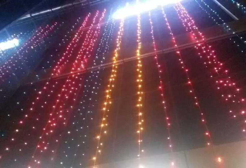 هتل Shine View