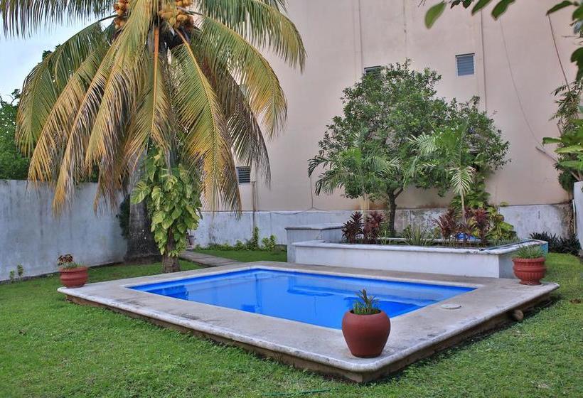 בית מלון כפרי Sun Suites Cozumel