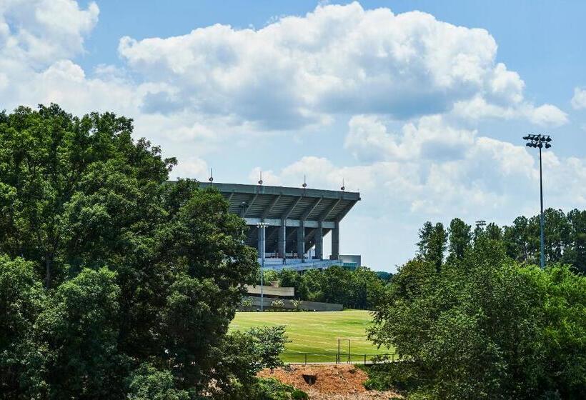 فندق The Abernathy