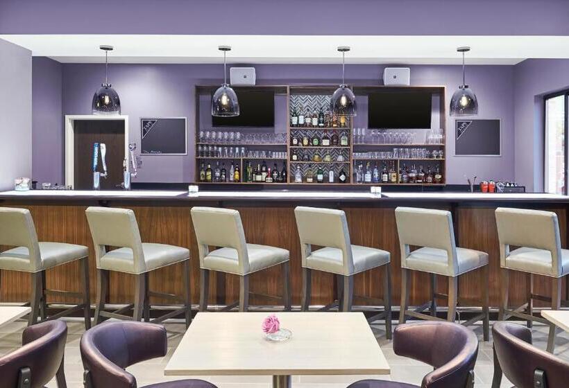 فندق The Abernathy