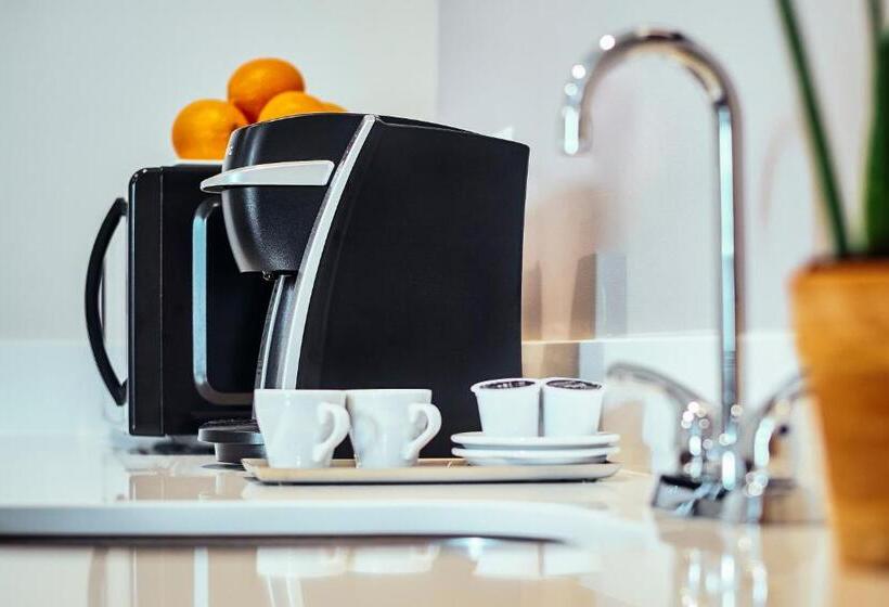 فندق The Abernathy