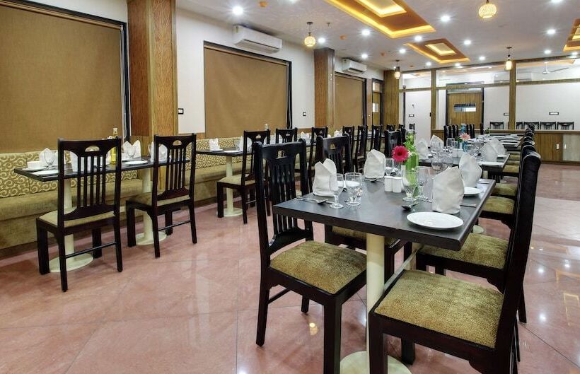 酒店 Rudransh Inn By Trulyy