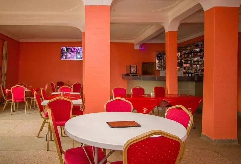 هتل Vienna Golden