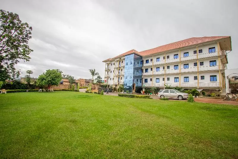 هتل Vienna Golden