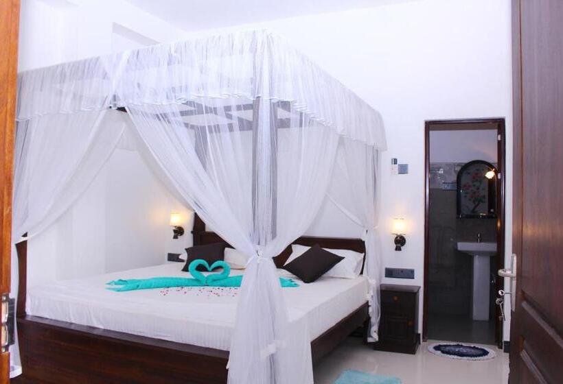 리조트 Turtle Reef Guest