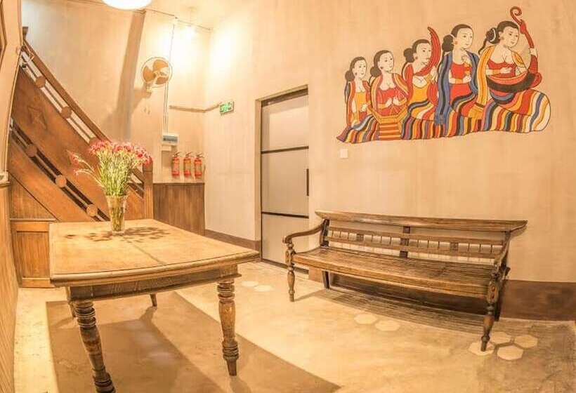 Shwe Yo Vintage Hostel