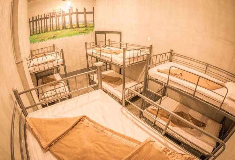 Shwe Yo Vintage Hostel