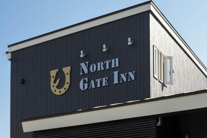 مبيت وإفطار North Gate Inn Abira
