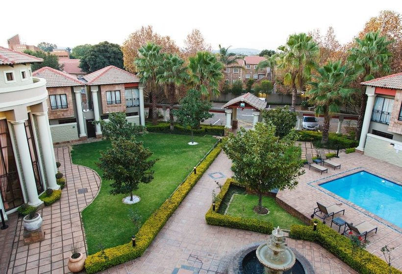 호텔 Forever  At Centurion