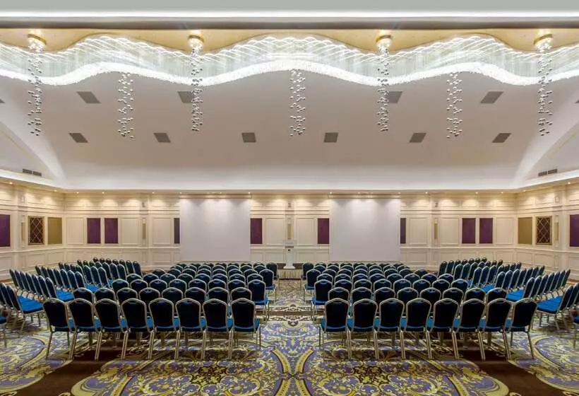 Hotelli Doubletree By Hilton  Elazig