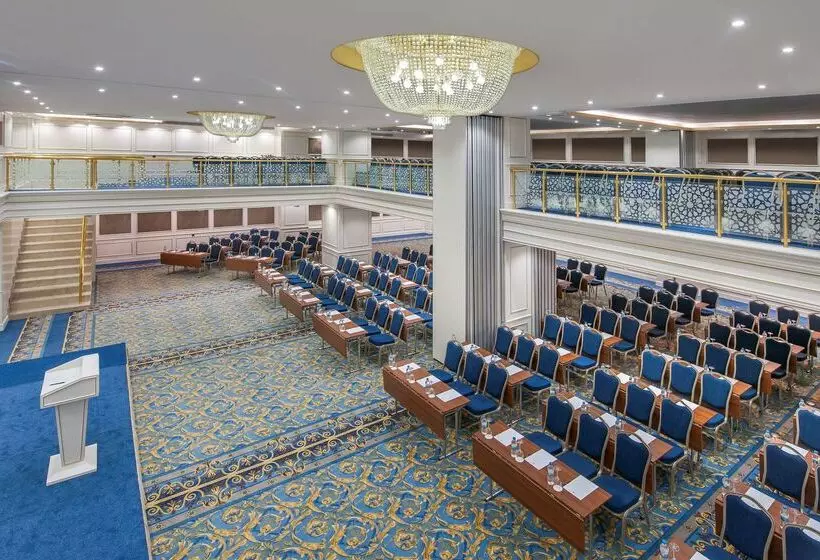 Hotelli Doubletree By Hilton  Elazig