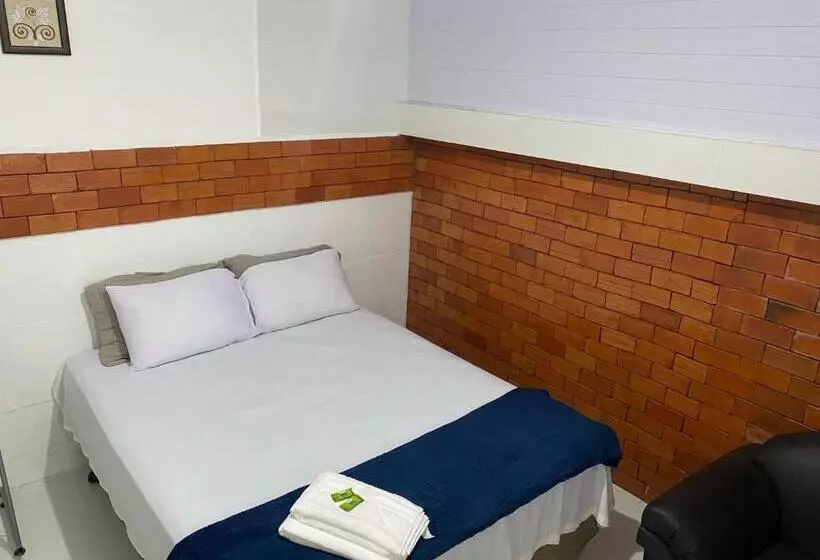 ユースホステル Pousada Amazônia