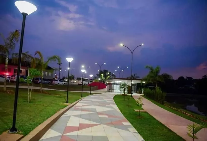 ユースホステル Pousada Amazônia