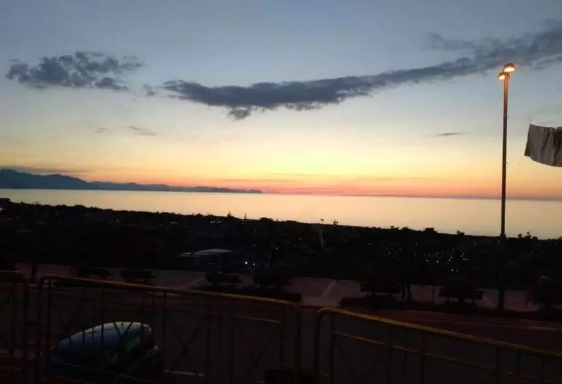 Aamiaismajoitus (B&B) I Fiori Di Sicilia