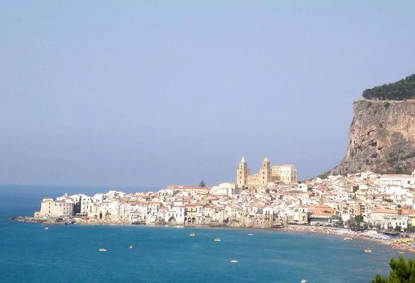 Aamiaismajoitus (B&B) I Fiori Di Sicilia