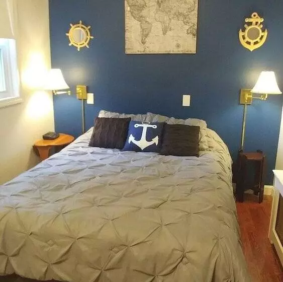 Château Sur Mer Bed & Breakfast