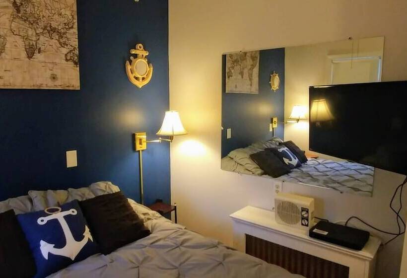 Château Sur Mer Bed & Breakfast