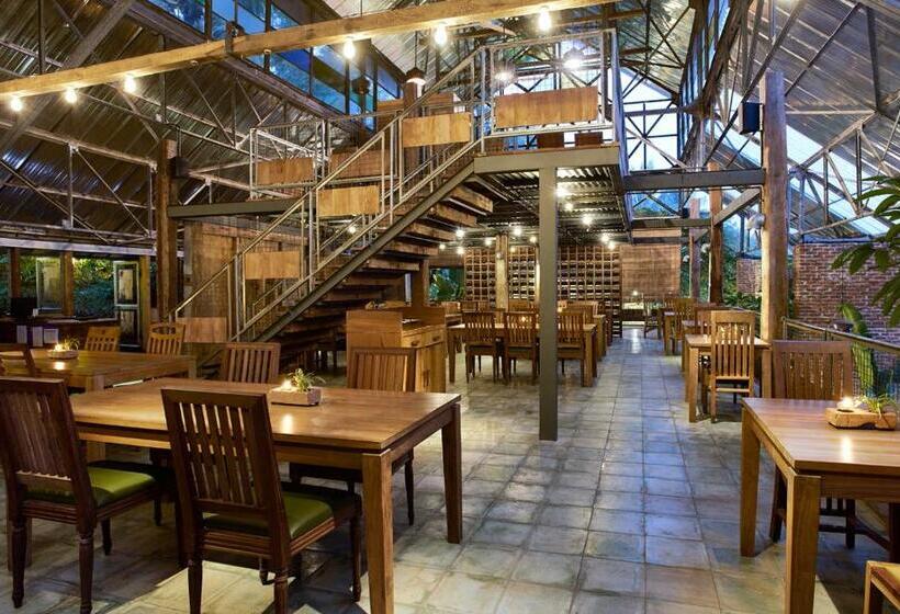 Desa Alamanis Resort Villa